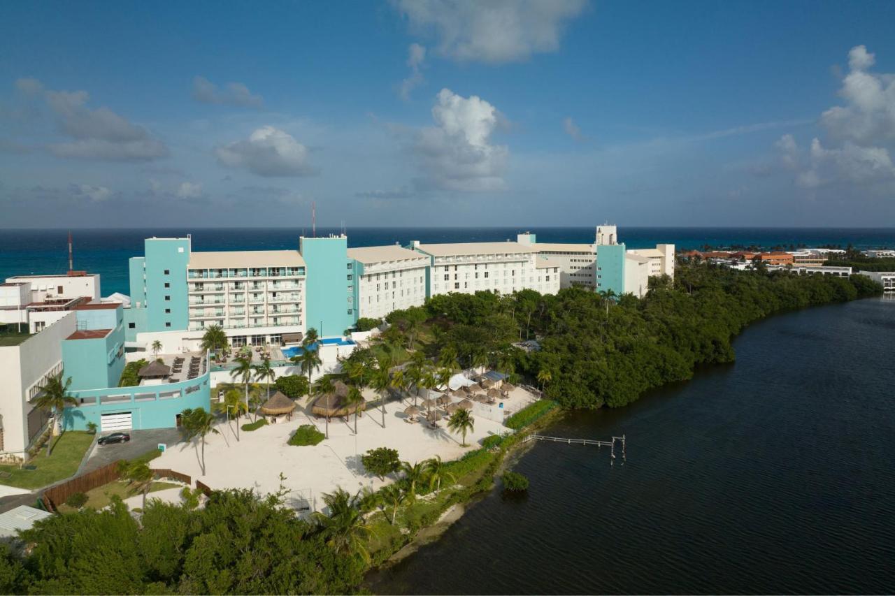 The Westin Cancun Resort Villas & Spa Exterior foto