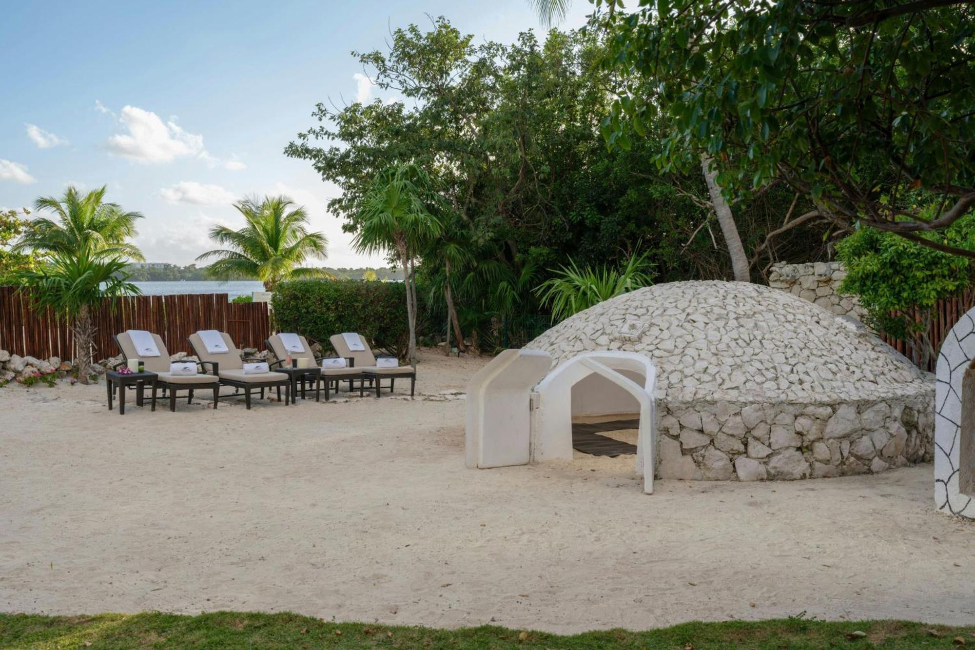 The Westin Cancun Resort Villas & Spa Exterior foto